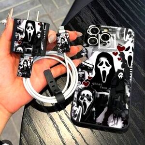 SCREAM Ghost Face Iphone 14 ProMax Phone Case With Cable Accessories